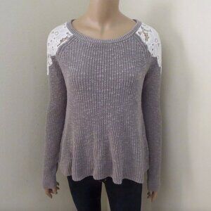 Hollister Womens Knit Sweater Size Small Lace Shoulders Sweatshirt Gray & White